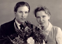 В день регистрации брака. Новосибирск, июнь 1960 года