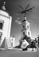 Поднятие креста на колокольню Софийского собора