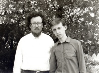 Отец Александр с сыном Владимиром. Тобольск, 1988 год